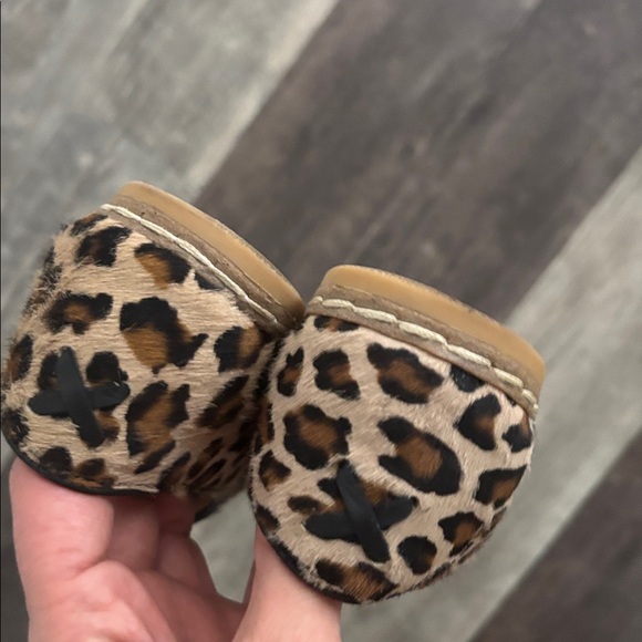 Charix Leopard Shoes - Picture 2 of 3